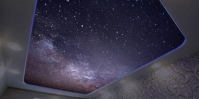 Натяжной потолок звездное небо в гостиную 10 кв.м
